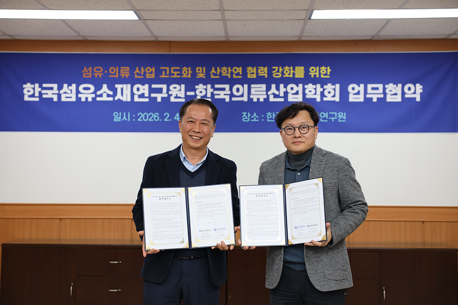 3032Ŭ���Ͻø� ����ũ���� �̹����� �������ϴ�